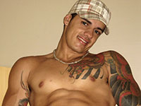Thiago E.